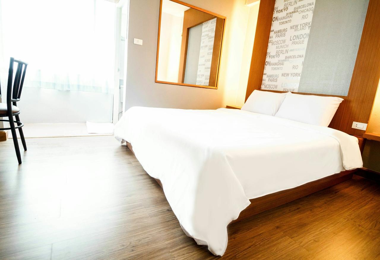 โรงแรมเรือนทิพย์ เชียงราย Ruean Tip Hotel Cameră foto